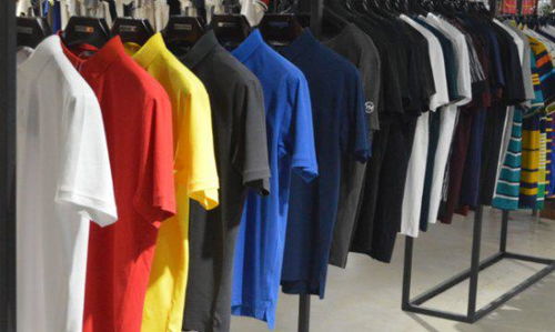 服装批发一手货源获取指南 从渠道选择到成本控制